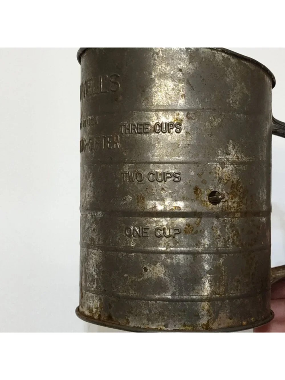 Bromwell's Vintage 3-Cup Metal Measuring Flour Sifter w/ Handle USA Grannycore
